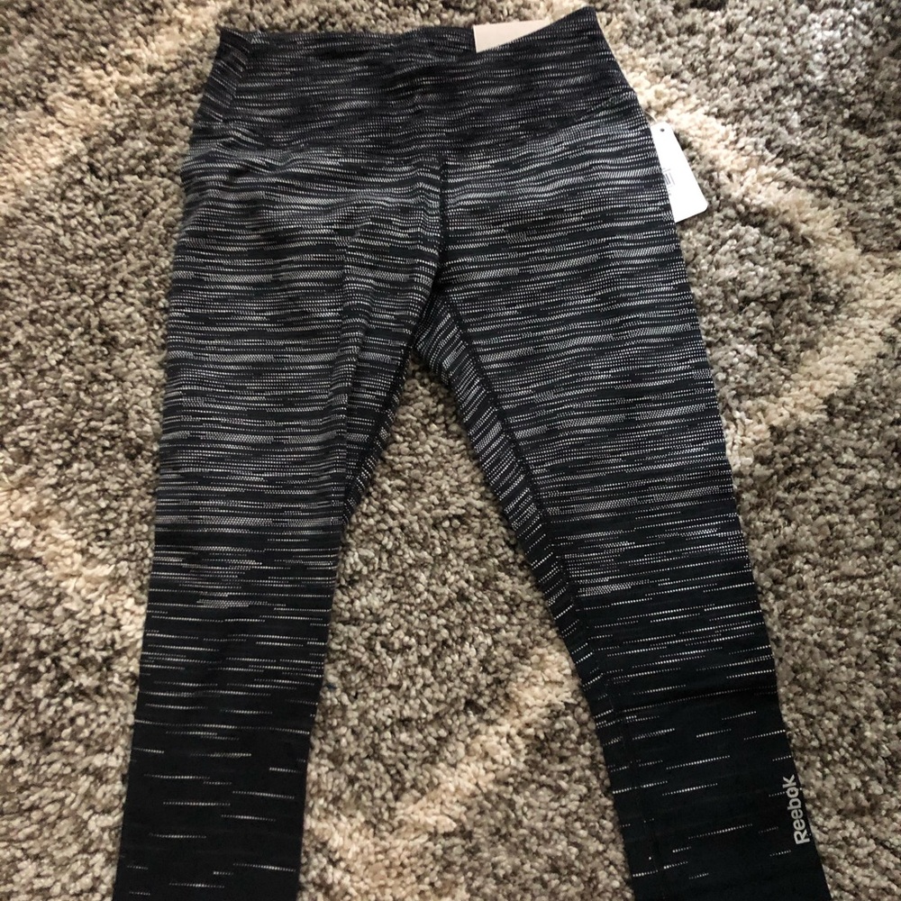 *new* Reebok capris